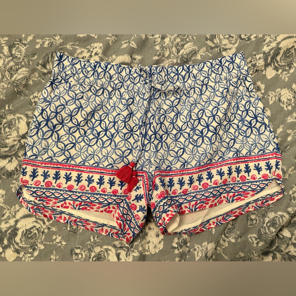 NWT | Vineyard vines shorts | size M